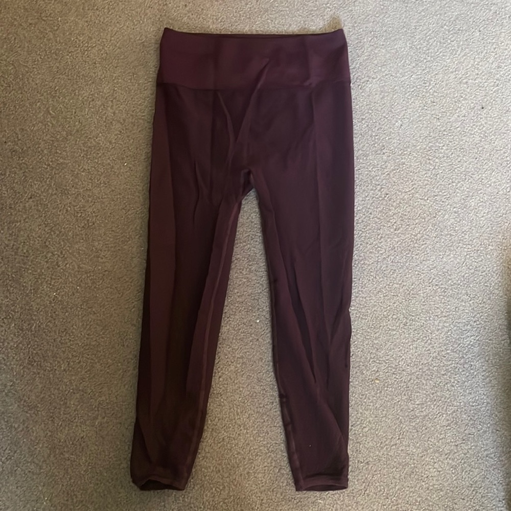 Maroon Fabletics leggings